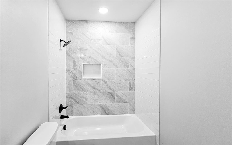 328 Whispering Trl., Gun Barrel City, TX 75156, 3 Habitaciones Habitaciones , ,2 BañosBaños,Residential,En Venta,328 Whispering Trl.,0,21108063