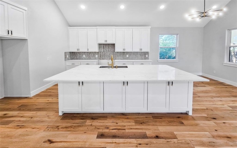 328 Whispering Trl., Gun Barrel City, TX 75156, 3 Habitaciones Habitaciones , ,2 BañosBaños,Residential,En Venta,328 Whispering Trl.,0,21108063