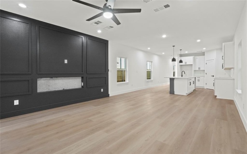 4228 Aztec, Dallas, TX 75216, 4 Bedrooms Bedrooms, ,2 BathroomsBathrooms,Residential,For Sale,4228 Aztec,0,21108228