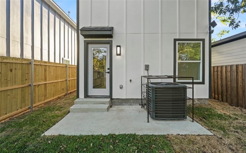 4228 Aztec, Dallas, TX 75216, 4 Bedrooms Bedrooms, ,2 BathroomsBathrooms,Residential,For Sale,4228 Aztec,0,21108228