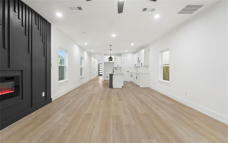 4230 Aztec, Dallas, TX 75216, 4 Bedrooms Bedrooms, ,2 BathroomsBathrooms,Residential,For Sale,4230 Aztec,0,21108234