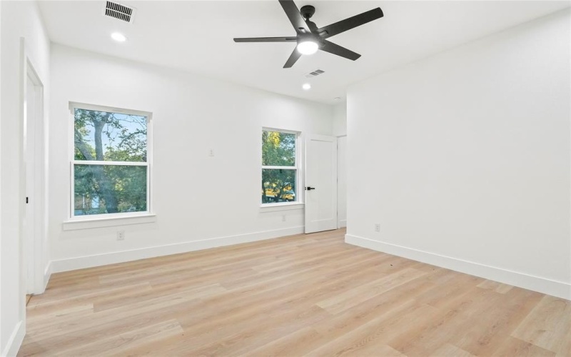 4230 Aztec, Dallas, TX 75216, 4 Bedrooms Bedrooms, ,2 BathroomsBathrooms,Residential,For Sale,4230 Aztec,0,21108234