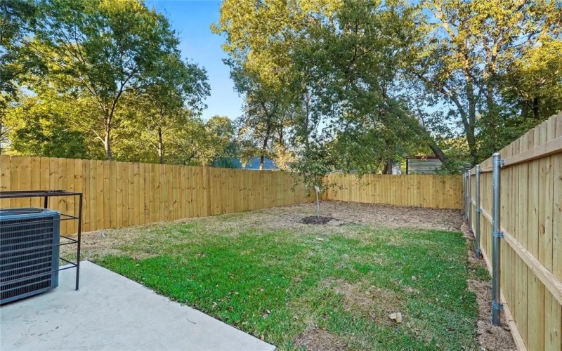 4230 Aztec, Dallas, TX 75216, 4 Bedrooms Bedrooms, ,2 BathroomsBathrooms,Residential,For Sale,4230 Aztec,0,21108234