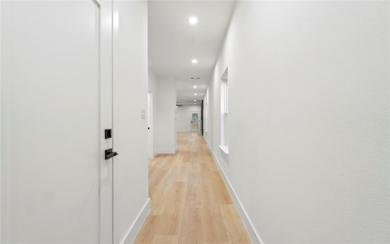 4230 Aztec, Dallas, TX 75216, 4 Bedrooms Bedrooms, ,2 BathroomsBathrooms,Residential,For Sale,4230 Aztec,0,21108234