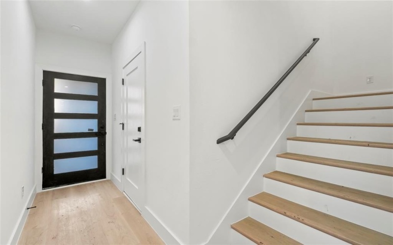 4230 Aztec, Dallas, TX 75216, 4 Bedrooms Bedrooms, ,2 BathroomsBathrooms,Residential,For Sale,4230 Aztec,0,21108234