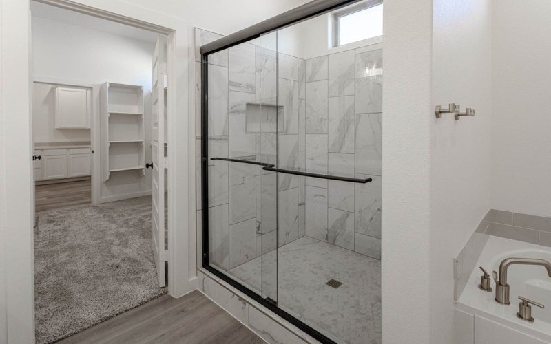 5816 Farmhouse Ave, Midland, TX 79705, 4 Habitaciones Habitaciones , ,3 BañosBaños,Residential,En Venta,5816 Farmhouse Ave,0,50086706