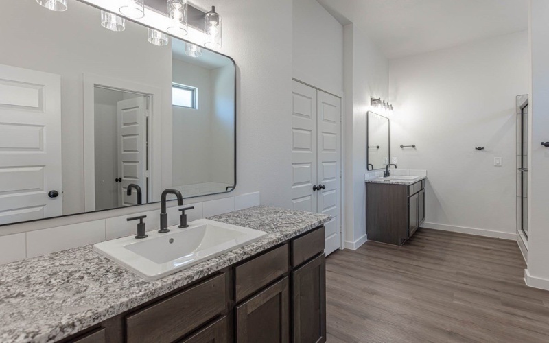 2421 Open Range Ln, Midland, TX 79705, 4 Habitaciones Habitaciones , ,3 BañosBaños,Residential,En Venta,2421 Open Range Ln,0,50086708