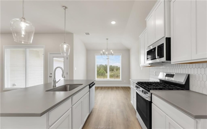 5936 Eldora Drive, College Station, TX 77845, 3 Habitaciones Habitaciones , ,2 BañosBaños,Residential,En Venta,5936 Eldora Drive,0,25011747