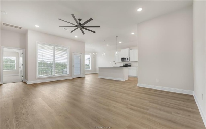 5936 Eldora Drive, College Station, TX 77845, 3 Habitaciones Habitaciones , ,2 BañosBaños,Residential,En Venta,5936 Eldora Drive,0,25011747