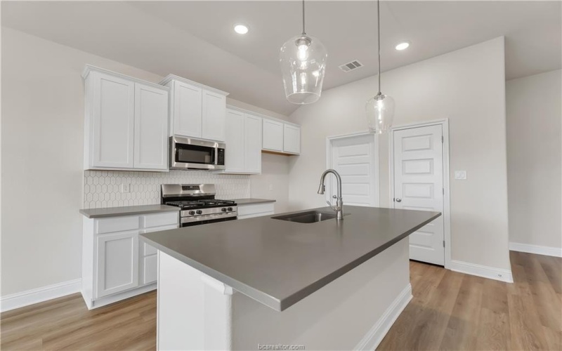 5936 Eldora Drive, College Station, TX 77845, 3 Habitaciones Habitaciones , ,2 BañosBaños,Residential,En Venta,5936 Eldora Drive,0,25011747