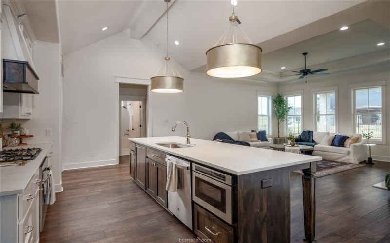 4752 Coral River, College Station, TX 77845, 4 Bedrooms Bedrooms, ,3 BathroomsBathrooms,Residential,For Sale,4752 Coral River,0,25011779