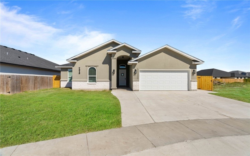 7818 Fold, Corpus Christi, TX 78414, 4 Bedrooms Bedrooms, ,3 BathroomsBathrooms,Residential,For Sale,7818 Fold,0,466649