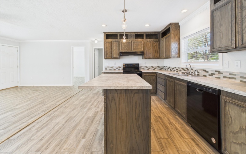 1109 W Waylon Jennings Boulevard, Littlefield, TX 79339, 3 Bedrooms Bedrooms, ,2 BathroomsBathrooms,Residential,For Sale,1109 W Waylon Jennings Boulevard,0,202562837