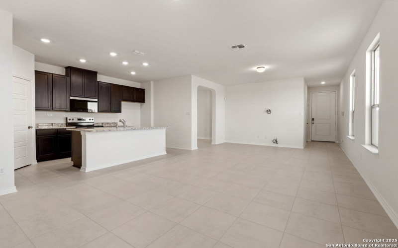 400 PANTHER PASS, Seguin, TX 78155, 3 Habitaciones Habitaciones , ,2 BañosBaños,Residential,En Venta,400 PANTHER PASS,0,1921824