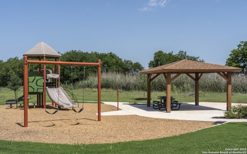 400 PANTHER PASS, Seguin, TX 78155, 3 Habitaciones Habitaciones , ,2 BañosBaños,Residential,En Venta,400 PANTHER PASS,0,1921824