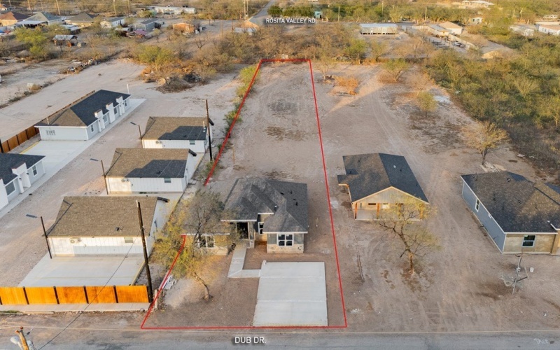 241 Dub drive, Eagle Pass, TX 78852, 3 Bedrooms Bedrooms, ,2 BathroomsBathrooms,Residential,For Sale,241 Dub drive,0,81841