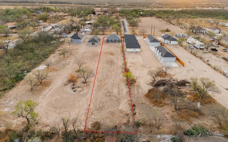 241 Dub drive, Eagle Pass, TX 78852, 3 Bedrooms Bedrooms, ,2 BathroomsBathrooms,Residential,For Sale,241 Dub drive,0,81841