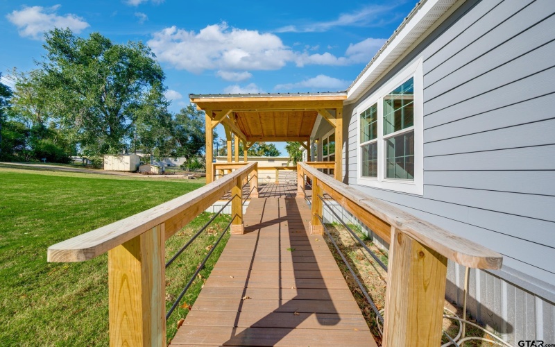 21903 Boles Rd, Frankston, TX 75763, 3 Bedrooms Bedrooms, ,2 BathroomsBathrooms,Residential,For Sale,21903 Boles Rd,0,25016450