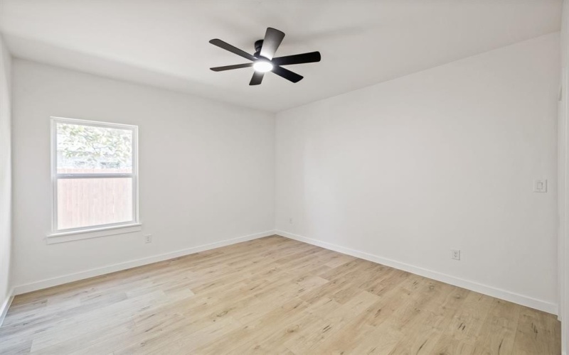 714 W Gross Street, Mesquite, TX 75149, 4 Bedrooms Bedrooms, ,2 BathroomsBathrooms,Residential,For Sale,714 W Gross Street,0,21107966