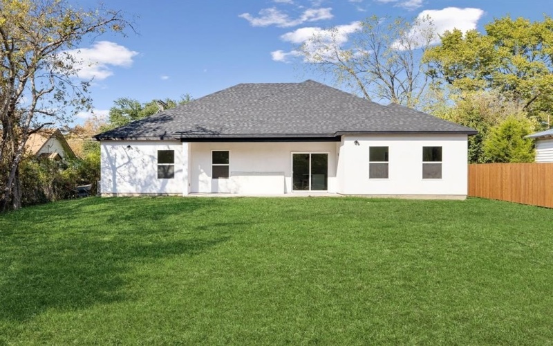 714 W Gross Street, Mesquite, TX 75149, 4 Bedrooms Bedrooms, ,2 BathroomsBathrooms,Residential,For Sale,714 W Gross Street,0,21107966