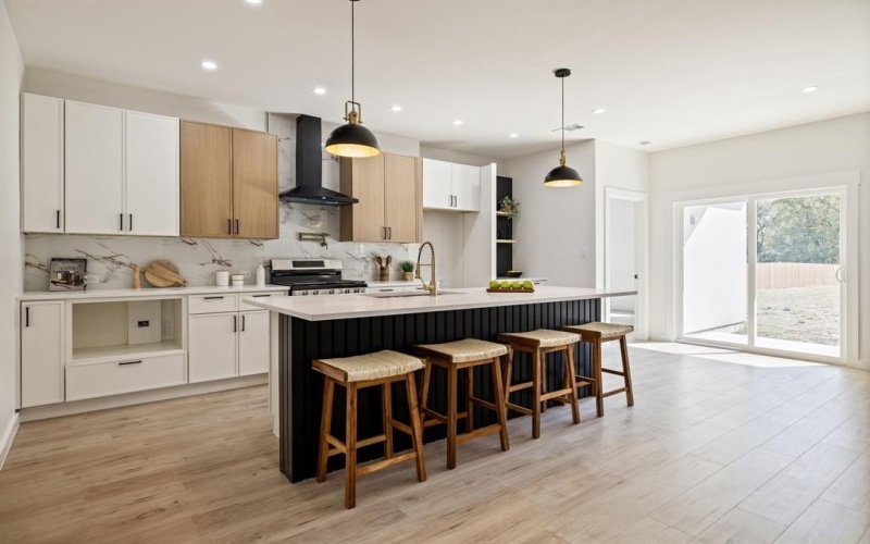 714 W Gross Street, Mesquite, TX 75149, 4 Bedrooms Bedrooms, ,2 BathroomsBathrooms,Residential,For Sale,714 W Gross Street,0,21107966