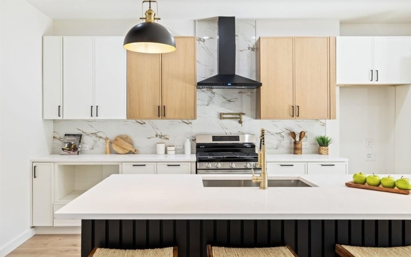 714 W Gross Street, Mesquite, TX 75149, 4 Bedrooms Bedrooms, ,2 BathroomsBathrooms,Residential,For Sale,714 W Gross Street,0,21107966