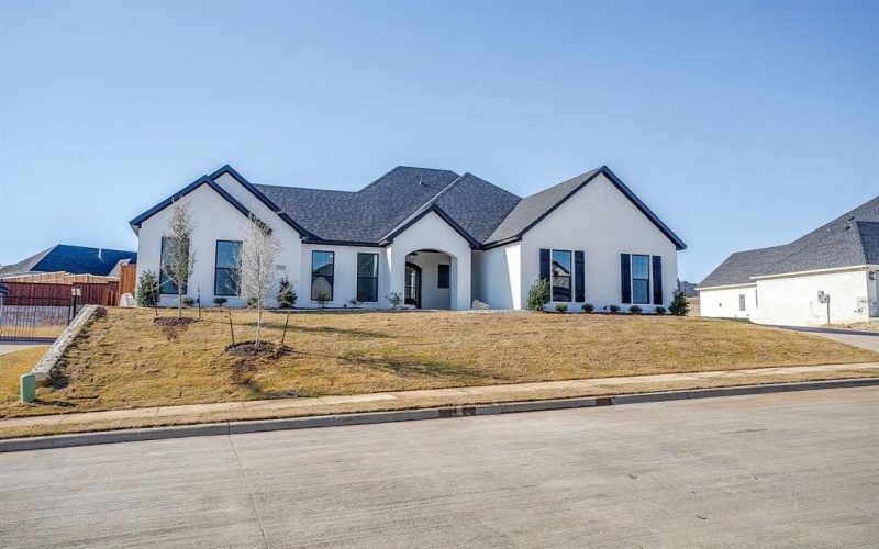 8118 Luanna Hills, Benbrook, TX 76126, 4 Habitaciones Habitaciones , ,2 BañosBaños,Residential,En Venta,8118 Luanna Hills,0,21108317