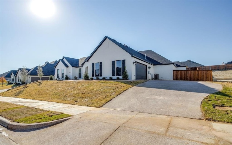 8118 Luanna Hills, Benbrook, TX 76126, 4 Habitaciones Habitaciones , ,2 BañosBaños,Residential,En Venta,8118 Luanna Hills,0,21108317