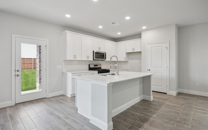 529 Magellan Road, Seagoville, TX 75159, 4 Habitaciones Habitaciones , ,3 BañosBaños,Residential,En Venta,529 Magellan Road,0,21108457