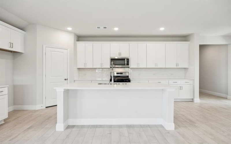 409 Oceania Lane, Seagoville, TX 75159, 4 Habitaciones Habitaciones , ,2 BañosBaños,Residential,En Venta,409 Oceania Lane,0,21108460