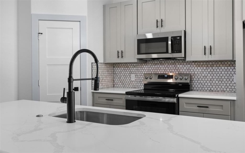 4608 Eagle Nest Court, Granbury, TX 76048, 3 Bedrooms Bedrooms, ,2 BathroomsBathrooms,Residential,For Sale,4608 Eagle Nest Court,0,21108677