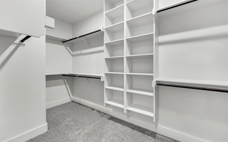 715 E Jefferson Street, Waxahachie, TX 75165, 4 Habitaciones Habitaciones , ,2 BañosBaños,Residential,En Venta,715 E Jefferson Street,0,21108812