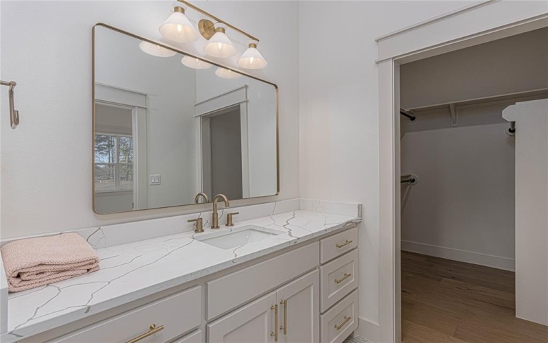 3964 Hogan Drive, Tyler, TX 75709, 3 Bedrooms Bedrooms, ,3 BathroomsBathrooms,Residential,For Sale,3964 Hogan Drive,0,21108957