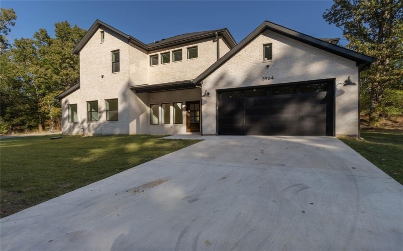 3964 Hogan Drive, Tyler, TX 75709, 3 Bedrooms Bedrooms, ,3 BathroomsBathrooms,Residential,For Sale,3964 Hogan Drive,0,21108957