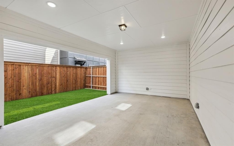 2644 Carmelita Street, Dallas, TX 75212, 3 Habitaciones Habitaciones , ,2 BañosBaños,Residential,En Venta,2644 Carmelita Street,0,21108965