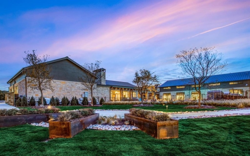 2468 Carmelita Street, Dallas, TX 75212, 3 Bedrooms Bedrooms, ,3 BathroomsBathrooms,Residential,For Sale,2468 Carmelita Street,0,21109010