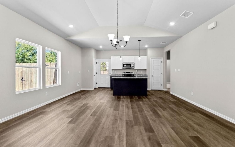 4133 Ave H, Fort Worth, TX 76105, 3 Bedrooms Bedrooms, ,2 BathroomsBathrooms,Residential,For Sale,4133 Ave H,0,21109156