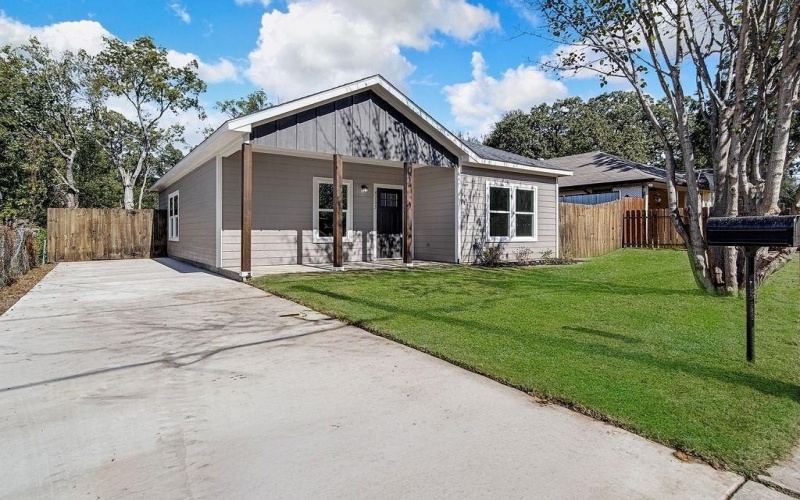 4133 Ave H, Fort Worth, TX 76105, 3 Bedrooms Bedrooms, ,2 BathroomsBathrooms,Residential,For Sale,4133 Ave H,0,21109156