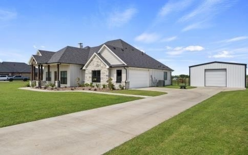 4761 Sarah Drive, Caddo Mills, TX 75135, 4 Bedrooms Bedrooms, ,3 BathroomsBathrooms,Residential,For Sale,4761 Sarah Drive,0,21109167