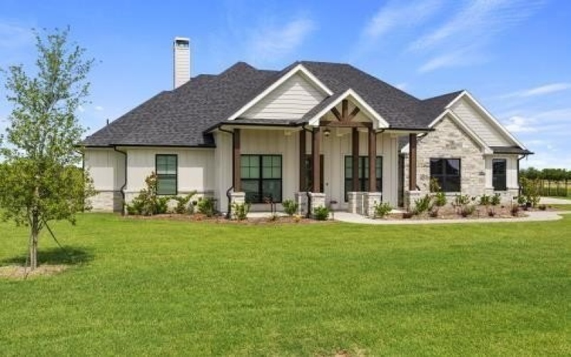 4761 Sarah Drive, Caddo Mills, TX 75135, 4 Bedrooms Bedrooms, ,3 BathroomsBathrooms,Residential,For Sale,4761 Sarah Drive,0,21109167