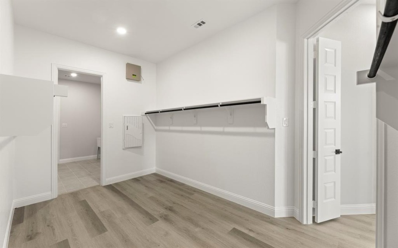 6625 Emerson Drive, Mesquite, TX 75114, 4 Habitaciones Habitaciones , ,3 BañosBaños,Residential,En Venta,6625 Emerson Drive,0,21109240