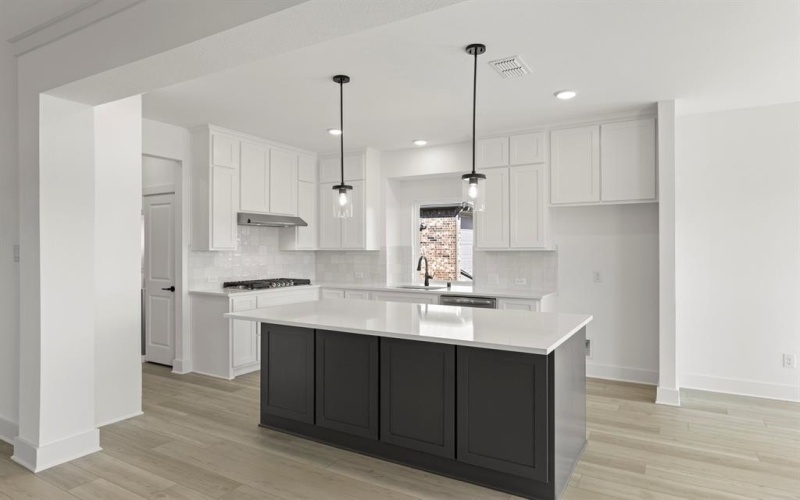 953 Gold Finch Lane, Forney, TX 75126, 5 Bedrooms Bedrooms, ,5 BathroomsBathrooms,Residential,For Sale,953 Gold Finch Lane,0,21109260