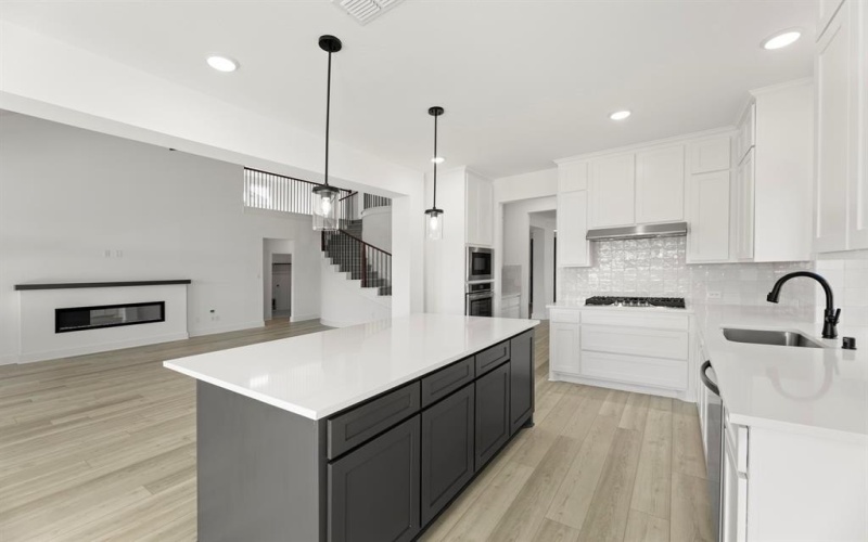 953 Gold Finch Lane, Forney, TX 75126, 5 Bedrooms Bedrooms, ,5 BathroomsBathrooms,Residential,For Sale,953 Gold Finch Lane,0,21109260