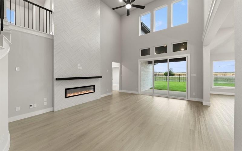 9729 Palermo Lane, Mesquite, TX 75126, 5 Bedrooms Bedrooms, ,3 BathroomsBathrooms,Residential,For Sale,9729 Palermo Lane,0,21109283