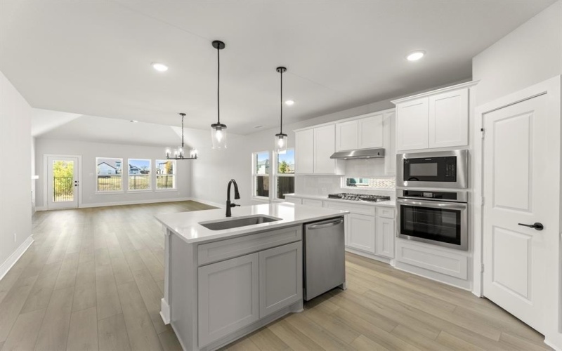 1117 Flamingo Road, Forney, TX 75126, 5 Bedrooms Bedrooms, ,3 BathroomsBathrooms,Residential,For Sale,1117 Flamingo Road,0,21109288