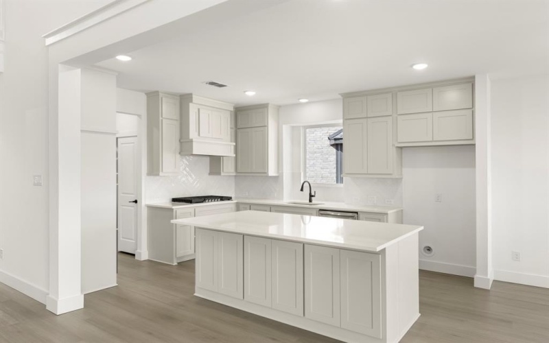 9617 Westchester Lane, Mesquite, TX 75126, 5 Bedrooms Bedrooms, ,5 BathroomsBathrooms,Residential,For Sale,9617 Westchester Lane,0,21109296