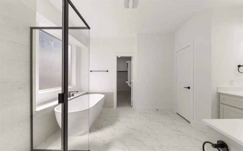 9617 Westchester Lane, Mesquite, TX 75126, 5 Bedrooms Bedrooms, ,5 BathroomsBathrooms,Residential,For Sale,9617 Westchester Lane,0,21109296