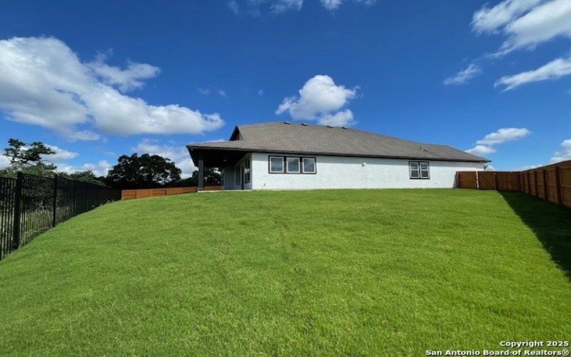 1304 Lost Calf, New Braunfels, TX 78132, 4 Bedrooms Bedrooms, ,5 BathroomsBathrooms,Residential,For Sale,1304 Lost Calf,0,1922047