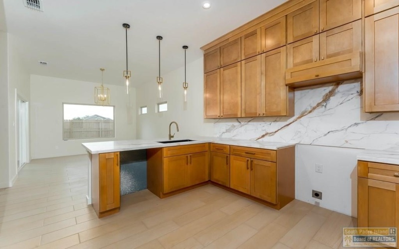 2611 Juan Castillo Ave., Port Isabel, TX 78578, 3 Bedrooms Bedrooms, ,2 BathroomsBathrooms,Residential,For Sale,2611 Juan Castillo Ave.,0,104529