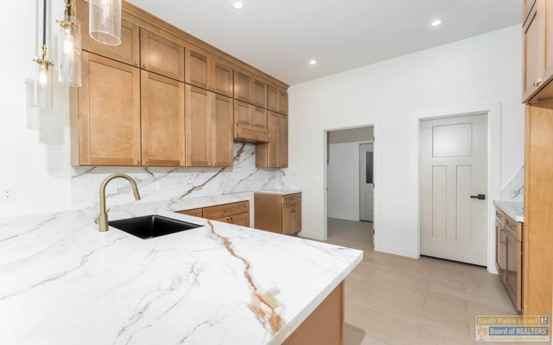 2611 Juan Castillo Ave., Port Isabel, TX 78578, 3 Bedrooms Bedrooms, ,2 BathroomsBathrooms,Residential,For Sale,2611 Juan Castillo Ave.,0,104529